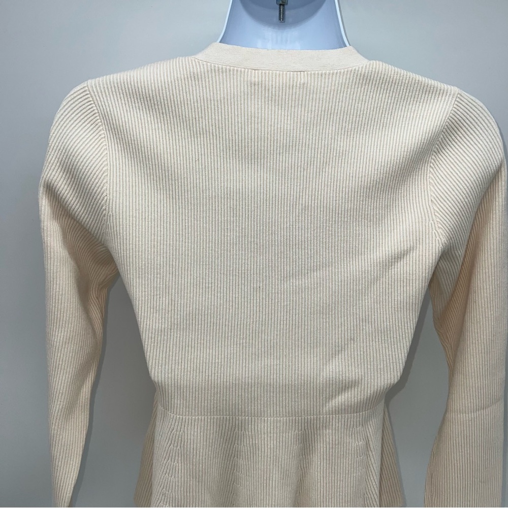 Club Monaco Cream Ribbed V-Neck Blouse - Picture 6 of 10
